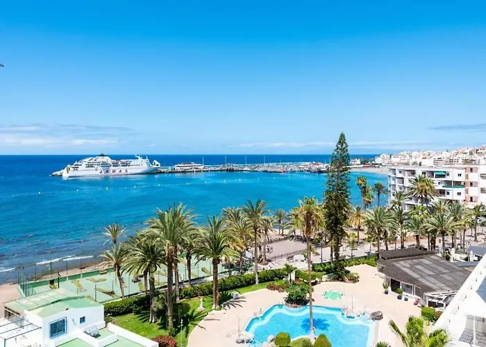 Comodororavel * Los Cristianos (Tenerife)