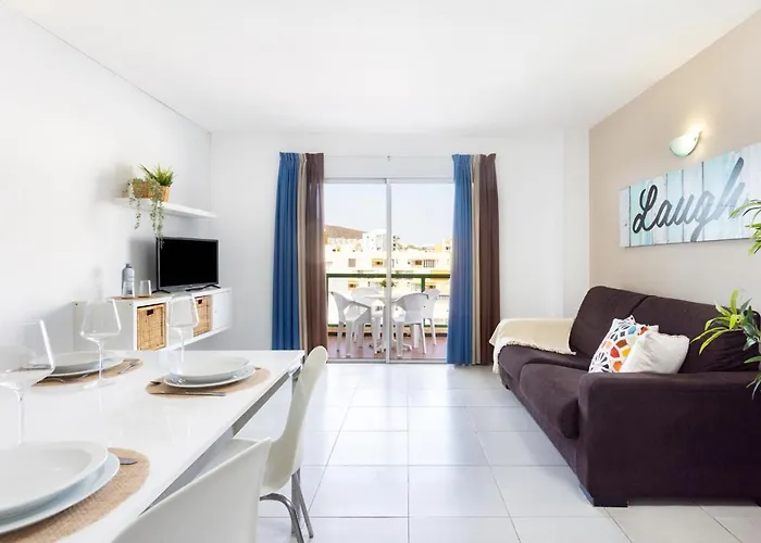 Comodororavel * Los Cristianos (Tenerife)