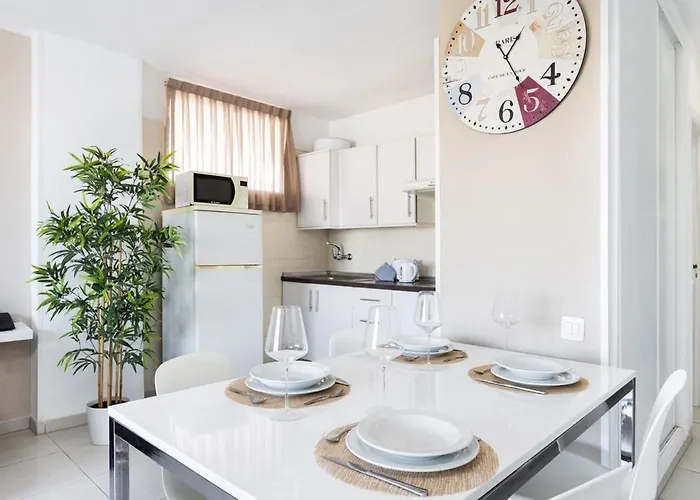 Apartament Comodororavel Los Cristianos (Tenerife)