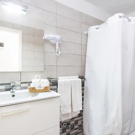 Comodororavel Апартаменты *