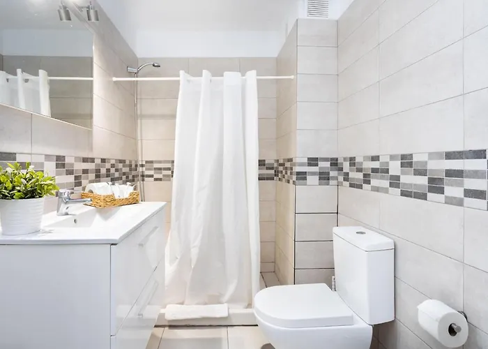 Comodororavel Apartman Los Cristianos