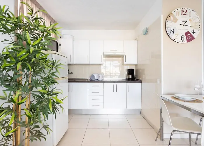 Comodororavel 洛斯克里斯蒂亚诺斯